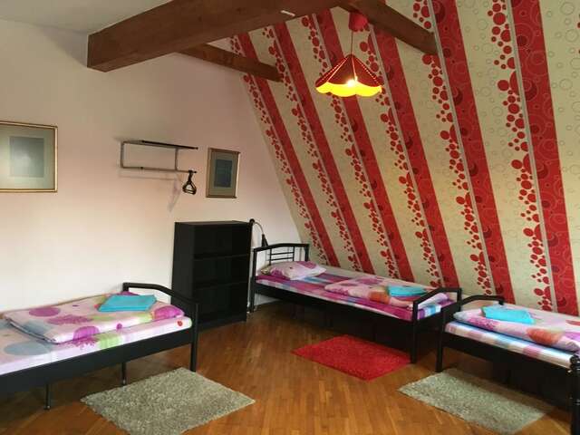 Хостелы Mikalo House Вильнюс-40